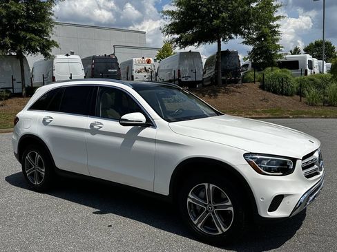Certified 2021 Mercedes-Benz GLC 300 4MATIC image 2