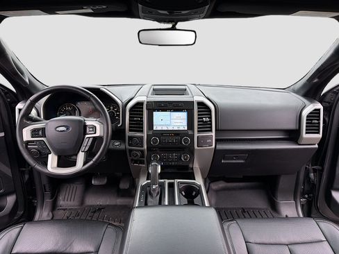 Used 2018 Ford F150 Lariat image 3