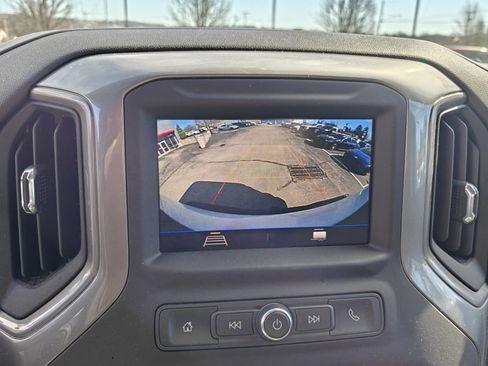 Used 2023 Chevrolet Silverado 2500 Custom w/ Custom Value Package image 17