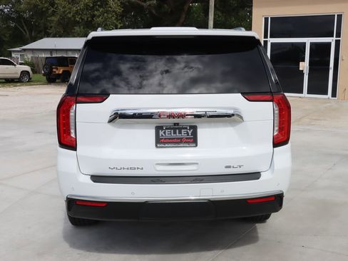 Used 2021 GMC Yukon XL SLT image 7