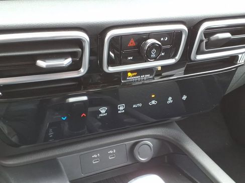 New 2026 Nissan Sentra SV w/ Floor Mat Package FWD image 14