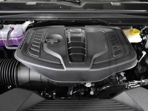 New 2026 Jeep Grand Wagoneer L Limited AWD/4WD image 40