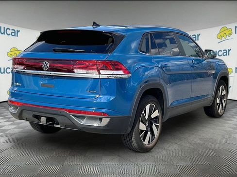 Used 2025 Volkswagen Atlas Cross Sport SE AWD/4WD image 6