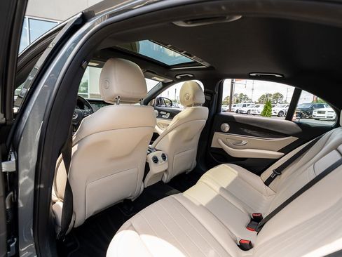 Used 2017 Mercedes-Benz E 300 image 48