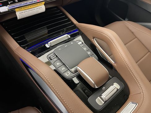 New 2026 Mercedes-Benz GLS 450 4MATIC image 35