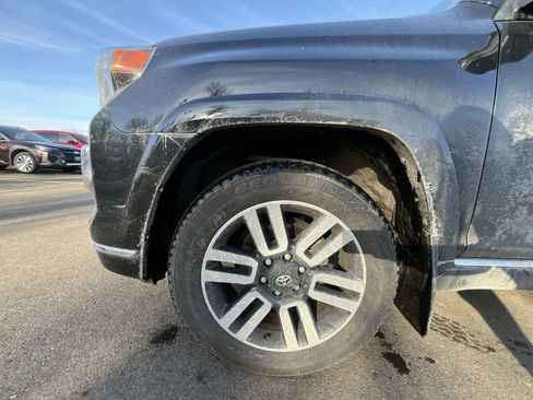 Used 2022 Toyota 4Runner Limited image 18