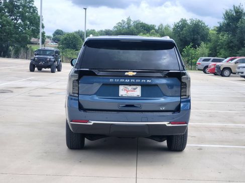 New 2026 Chevrolet Suburban LT w/ Comfort Package RWD image 8