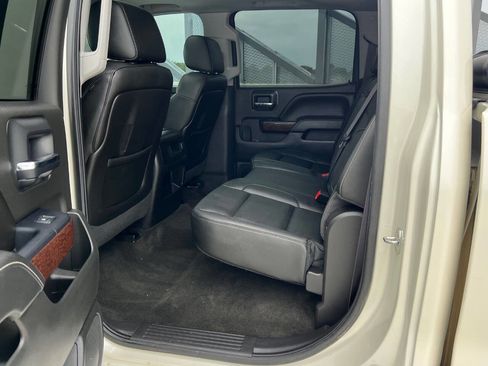 Used 2015 GMC Sierra 1500 SLT w/ Driver Alert Package AWD/4WD image 19
