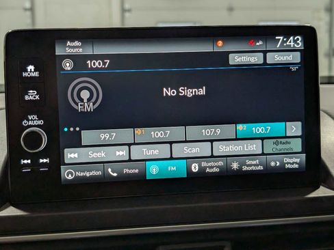 Used 2024 Honda Pilot Touring image 26