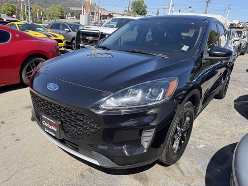 Used 2020 Ford Escape SE Sport AWD/4WD image 3