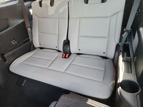 Used 2021 Ford Explorer XLT w/ Equipment Group 202A RWD image 35