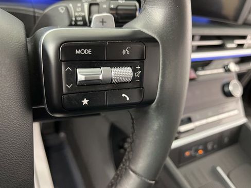 Used 2024 Hyundai Santa Fe Limited image 21