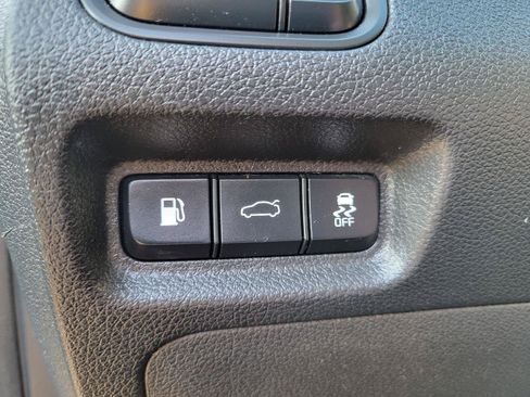 Used 2018 Kia Optima EX w/ Premium Package FWD image 12