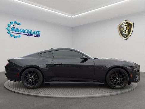 Used 2024 Ford Mustang Coupe image 6