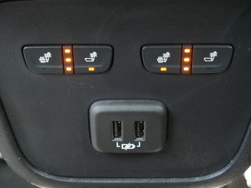 Certified 2024 Chevrolet Equinox Premier AWD/4WD image 15