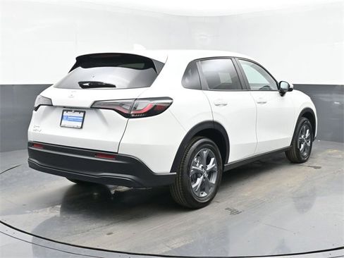 New 2026 Honda HR-V LX image 10