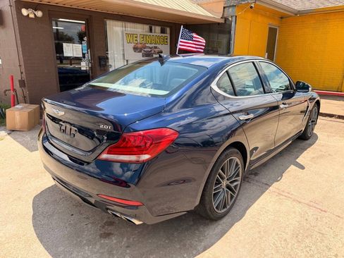 Used 2019 Genesis G70 2.0T Advanced RWD image 5