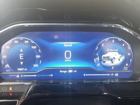 Used 2023 Chevrolet Silverado 1500 ZR2 w/ Technology Package image 13