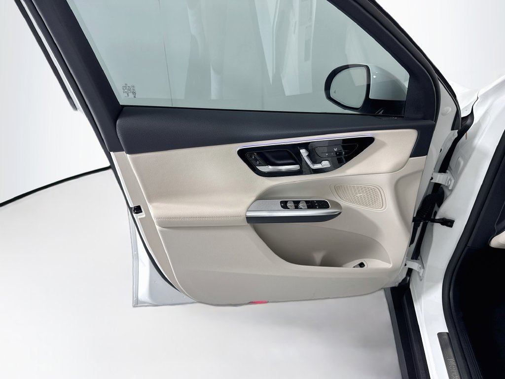 Certified 2026 Mercedes-Benz GLC 300 4MATIC image 24