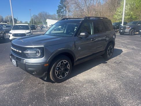 New 2026 Ford Bronco Sport Outer Banks w/ Outer Banks Tech Package+ AWD/4WD image 3