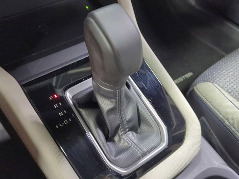 Used 2025 Subaru Forester Premium image 24