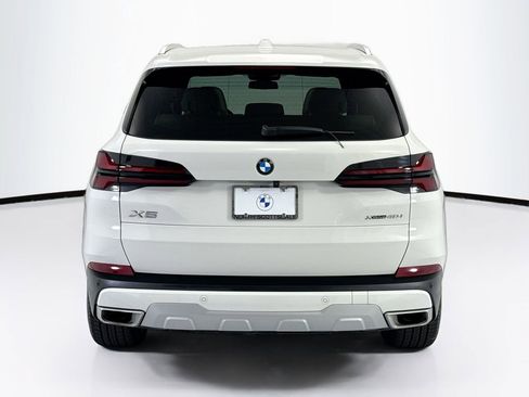 Used 2024 BMW X5 xDrive40i w/ Premium Package AWD/4WD image 6