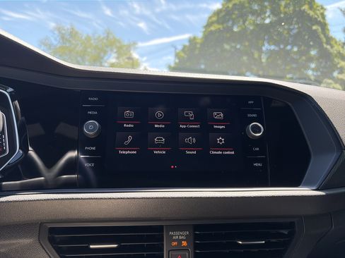 Used 2019 Volkswagen Jetta GLI Autobahn FWD image 32