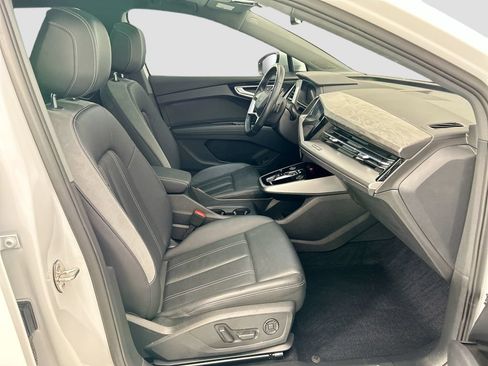 Certified 2023 Audi Q4 e-tron Premium Plus w/ Premium Plus RWD image 19