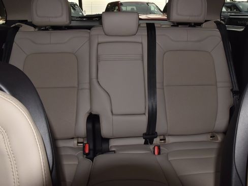 New 2026 Lincoln Corsair Reserve image 20