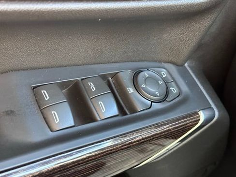 Used 2021 GMC Sierra 1500 SLE AWD/4WD image 16