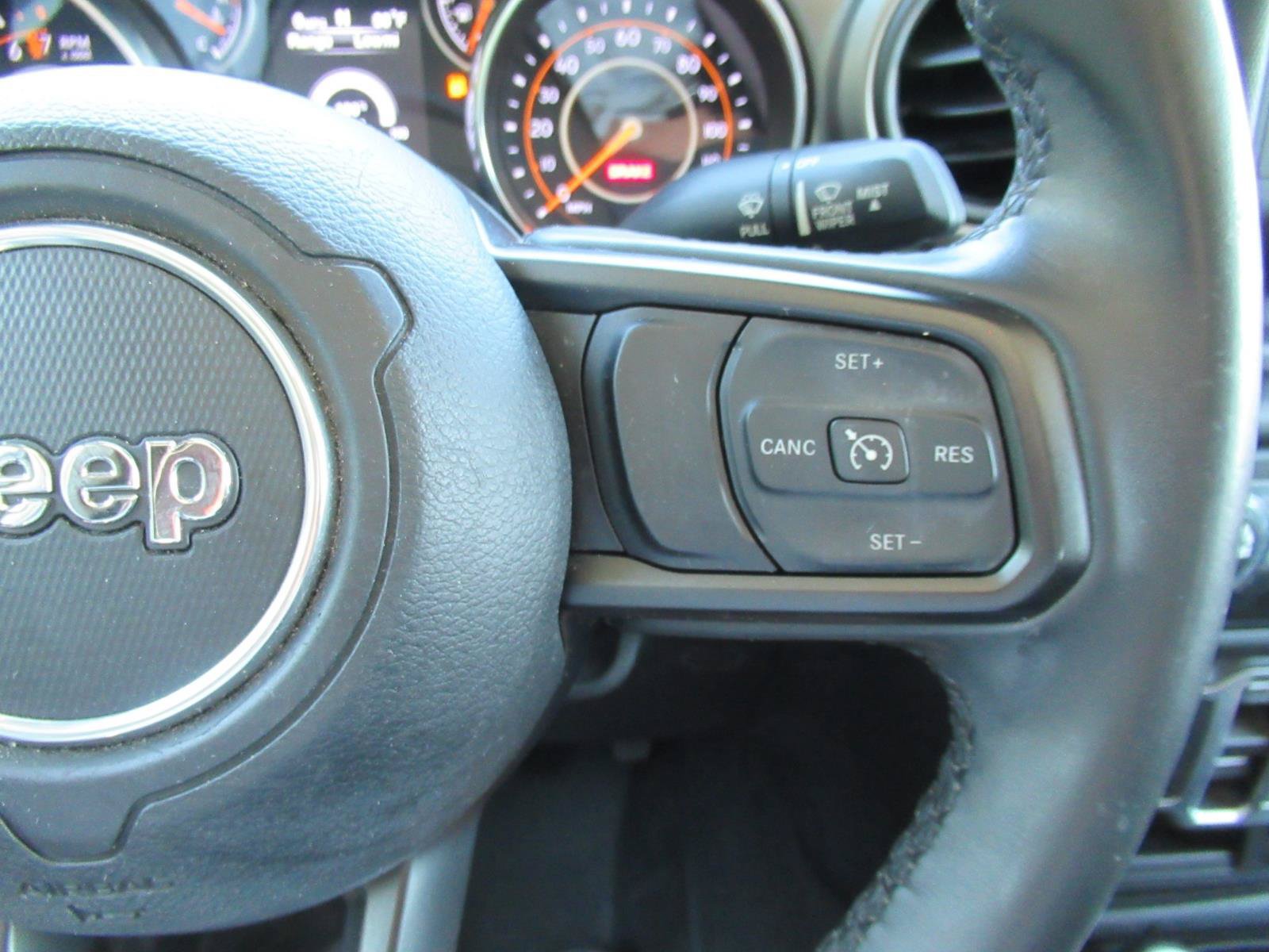 Used 2018 Jeep Wrangler Unlimited Sport S AWD/4WD image 27