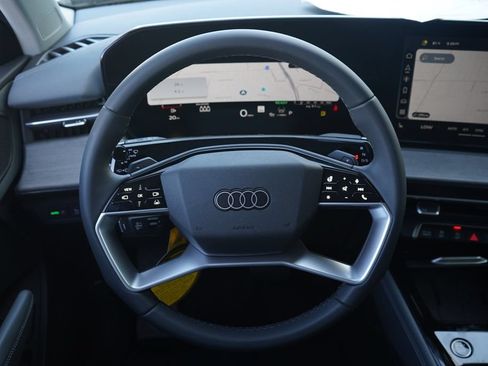 New 2026 Audi Q3 quattro 2.0T AWD/4WD image 10