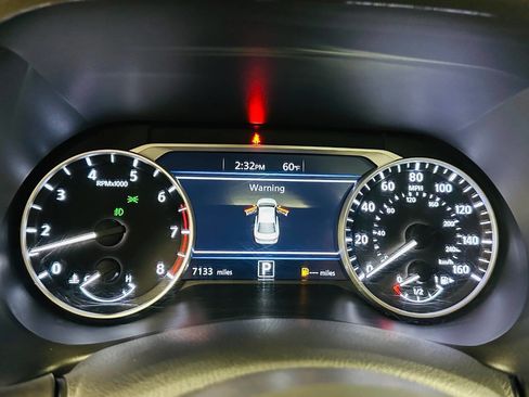 Used 2023 Nissan Sentra SR w/ SR Premium Package image 19