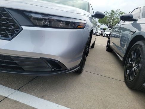 Used 2026 Honda Accord SE image 6