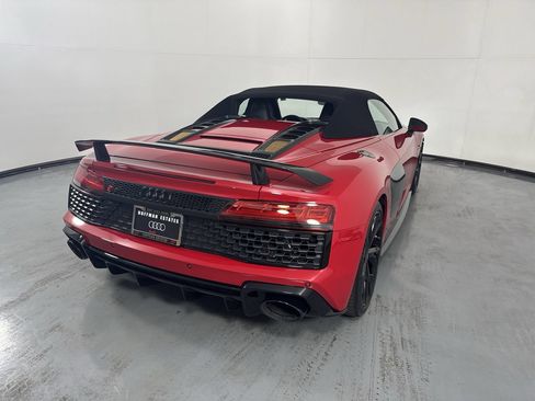Used 2023 Audi R8 V10 performance w/ Carbon Exterior Package RWD image 34