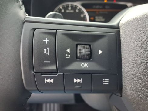 New 2026 Nissan Pathfinder SV image 20