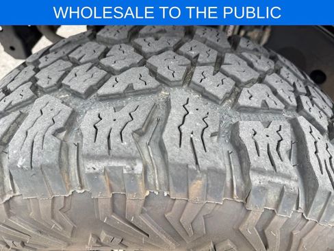 Used 2016 Jeep Wrangler Unlimited Sahara AWD/4WD image 19