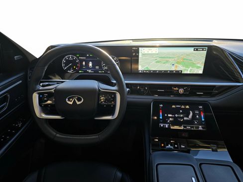 Used 2025 INFINITI QX80 Pure RWD image 14
