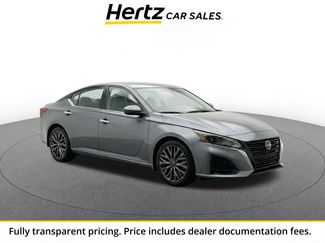 Used 2025 Nissan Altima 2.5 SV FWD video 1