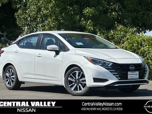New 2025 Nissan Versa SV w/ Trunk Package image 1
