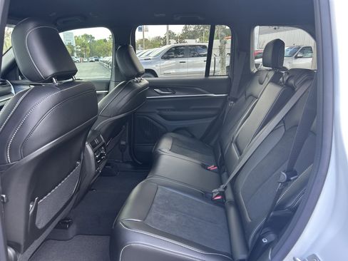 New 2026 Jeep Grand Cherokee Altitude image 51