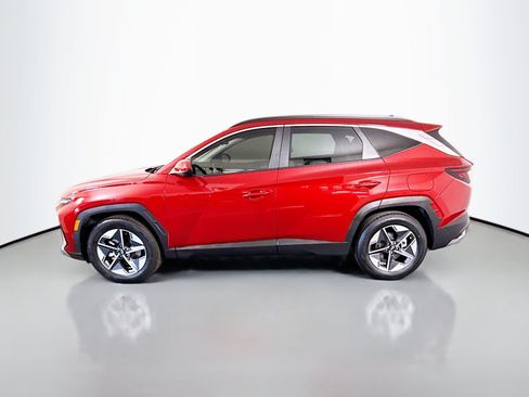 Used 2025 Hyundai Tucson SEL FWD image 6