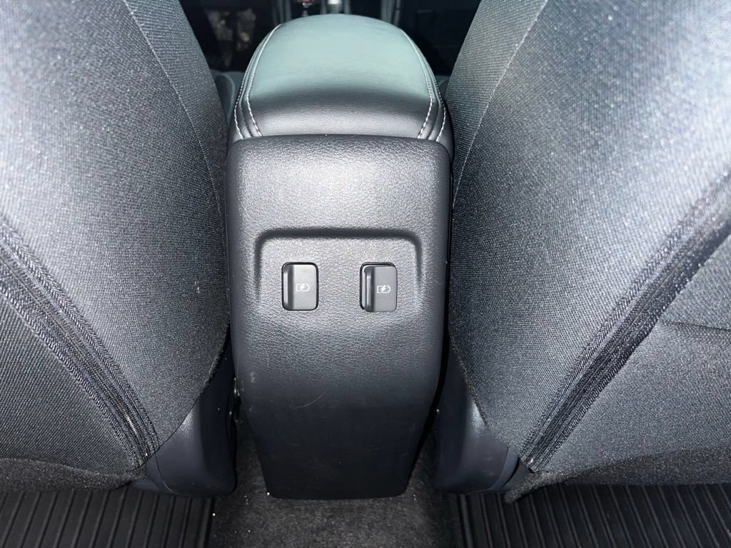 Used 2024 Nissan Kicks SV FWD image 30