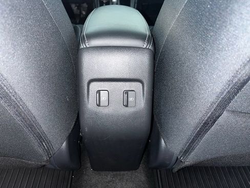 Used 2024 Nissan Kicks SV FWD image 30