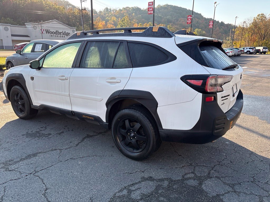 Used 2022 Subaru Outback Wilderness AWD/4WD image 3