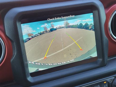 Used 2021 Jeep Wrangler Unlimited Rubicon image 16