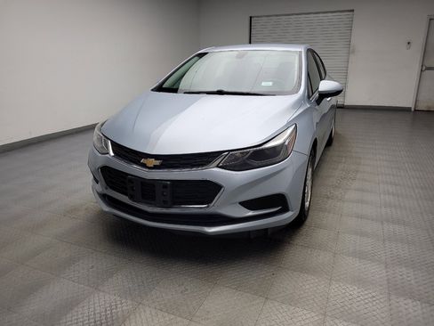 Used 2017 Chevrolet Cruze LT FWD image 15