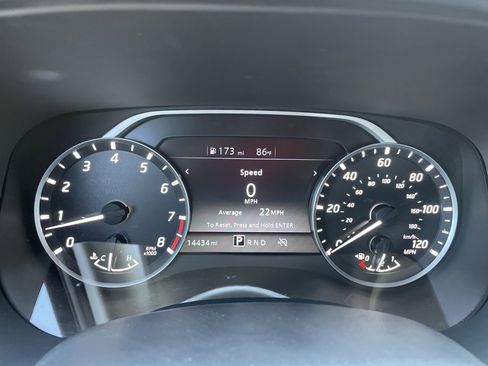 Certified 2024 Nissan Frontier SL image 7