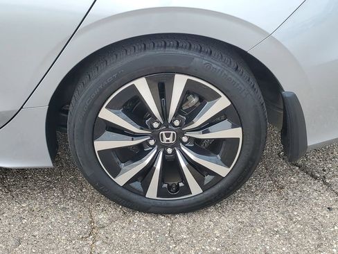 Used 2024 Honda Civic EX-L image 34