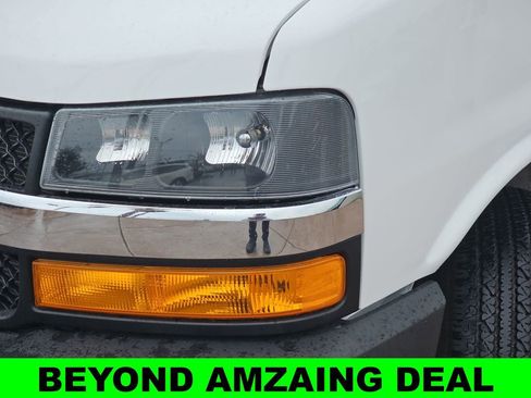 Used 2024 Chevrolet Express 2500 w/ Driver Convenience Package RWD image 31